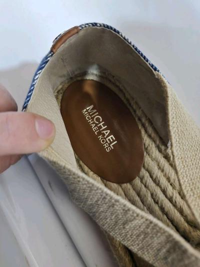 womens like new sandals size 9 no flaws perfect see all pics - Thumbnail 5