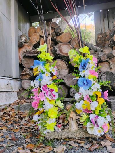 artificial flowers for loved ones - Thumbnail 3