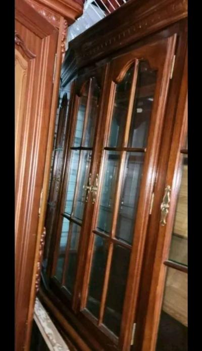 China Cabinet - Thumbnail 3