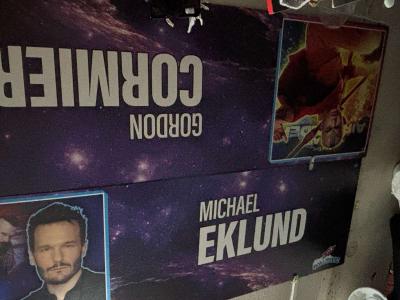 These are big panels signed by the actress or voice actor - Thumbnail 4