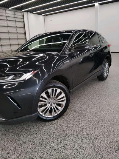2021 Toyota Venza Limited - Thumbnail 2