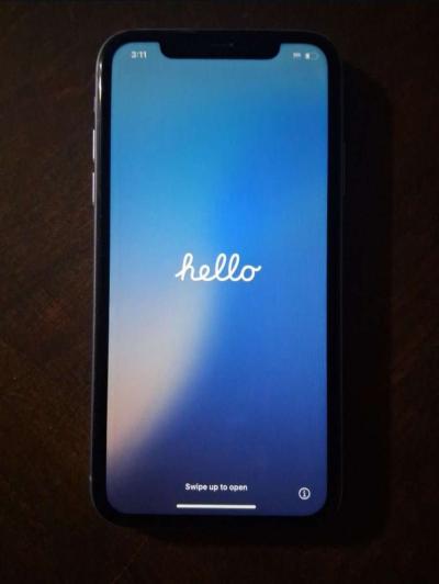 iPhone 11 - Thumbnail 2