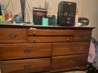 beautiful brown dresser - Thumbnail 2