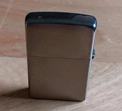 JOHN LENNON RARE 2013 ZIPPO LIGHTE STATUE LIBERTY MINT BOX - Thumbnail 5