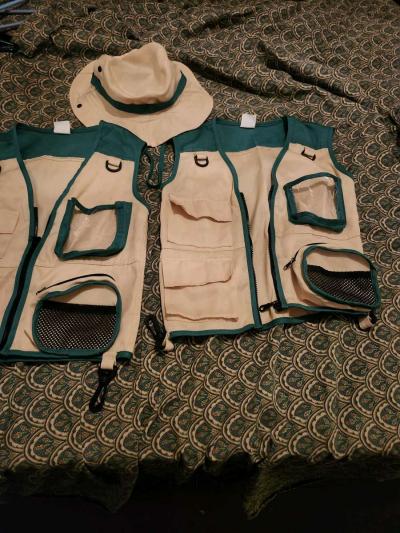 Kids outdoor exploration Nature Vests and hat - Thumbnail 2