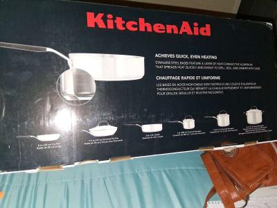 KITCHEN AID 10 piece stainless steel cookware set - Thumbnail 3