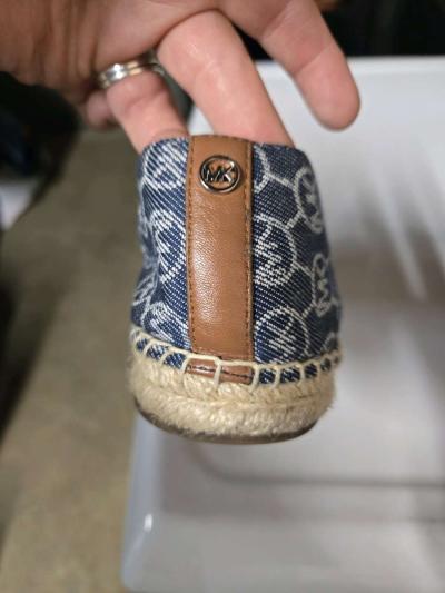 womens like new sandals size 9 no flaws perfect see all pics - Thumbnail 3