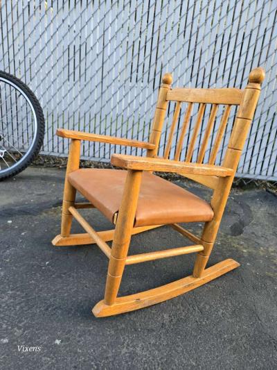 Vintage Childrens Rocking Chair - Thumbnail 2
