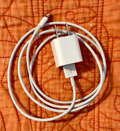 IPhone 11 Pro Max 64G Bundle - Thumbnail 5