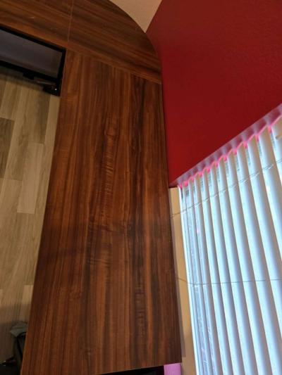 Corner Desk - Thumbnail 2