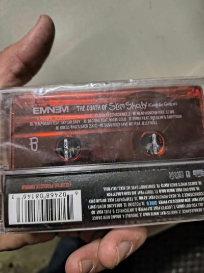 Eminem Death Of Slim Shady Cassette Rare Red Em website - Thumbnail 3