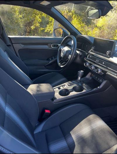 2025 Honda Civic sport model - Thumbnail 2