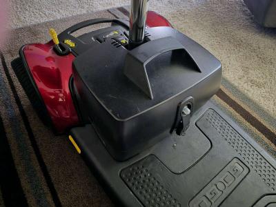 Pride electric wheelchair - Thumbnail 5