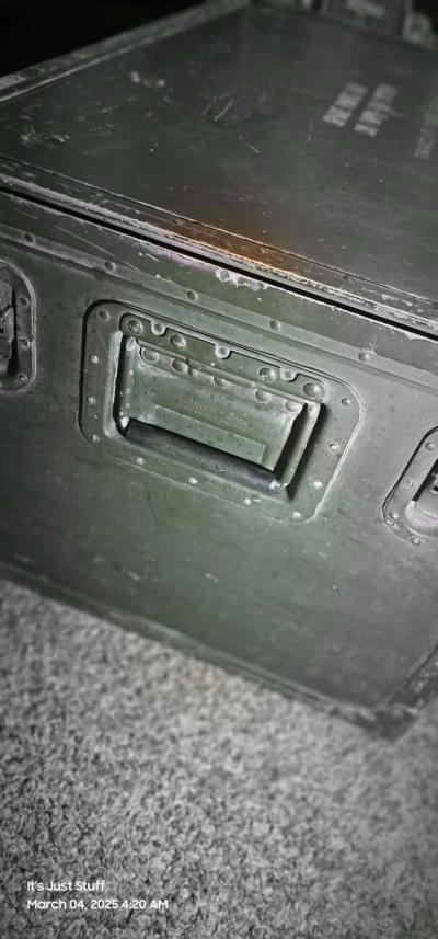 Vintage Military Storage - Thumbnail 2