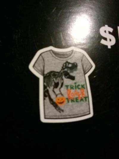 2 Halloween shirts boys medium - Thumbnail 4