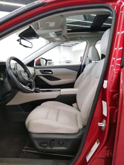 2023 Nissan Rogue SL - Thumbnail 4