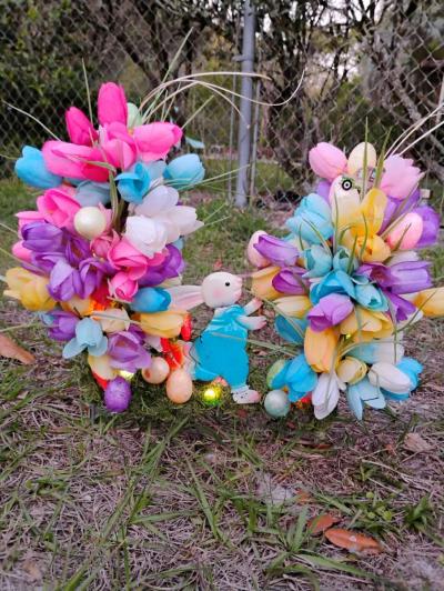 light up graveside flowers for loved ones - Thumbnail 5