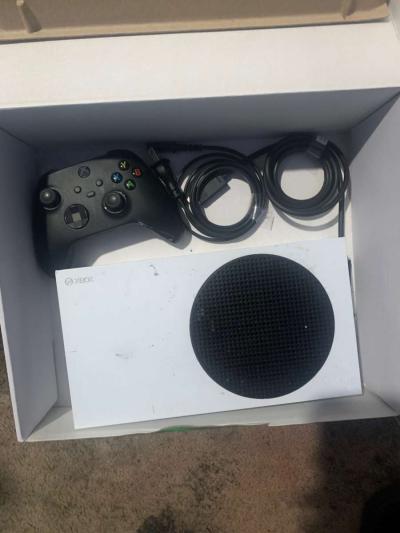 xbox series 1 - Thumbnail 1