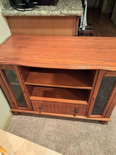 beautiful furniture and wall art - Thumbnail 2