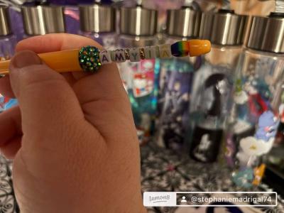 pens they are all new - Zebulon, North Carolina