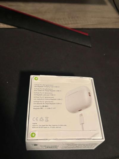 Apple AirPods Pro 2nd Generation - Thumbnail 5