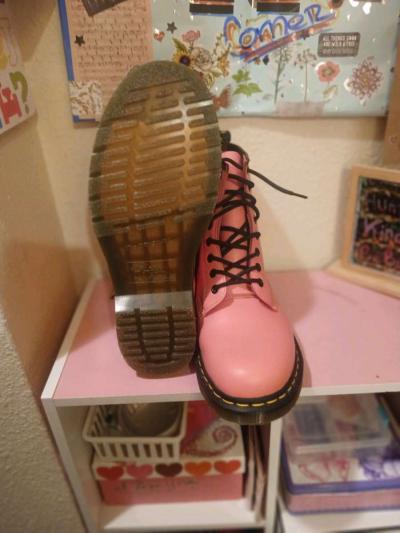 RARE HOT PINK Doc Martens 1460  Brand New - Thumbnail 4