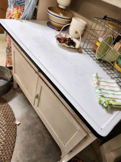 Farmhouse Primitive Hoosier Cabinet or Cupboard - Thumbnail 5