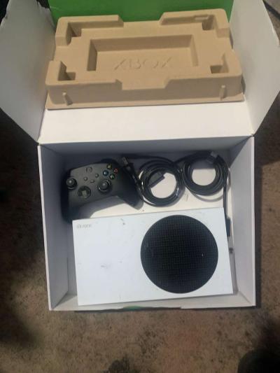 xbox series 1 - Thumbnail 2