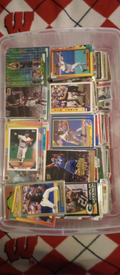 Sports cards - Thumbnail 3