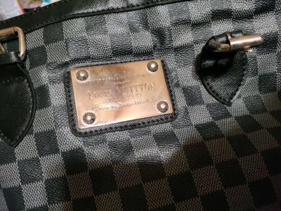 Louis Vuitton checkered purse - Thumbnail 2