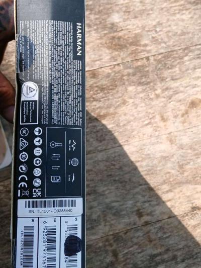 JBL Head Phones - Thumbnail 2