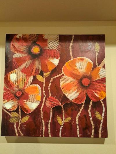 beautiful furniture and wall art - Thumbnail 5