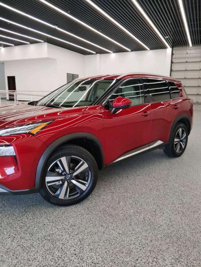 2023 Nissan Rogue SL - Thumbnail 2