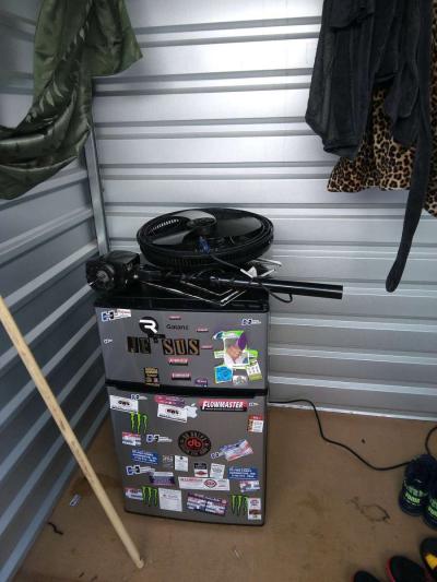 31 cubic ft refrigerator - Atlanta, Georgia