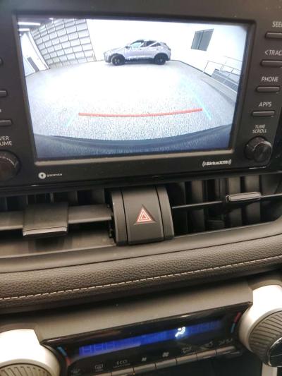 2021 Toyota RAV4 XLE - Thumbnail 5