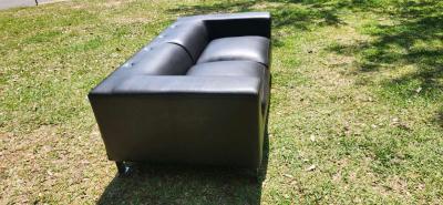 Black modern style leather couch very comfy cushions attache - Thumbnail 2