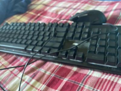 gaming mouse and keyboard - Thumbnail 2