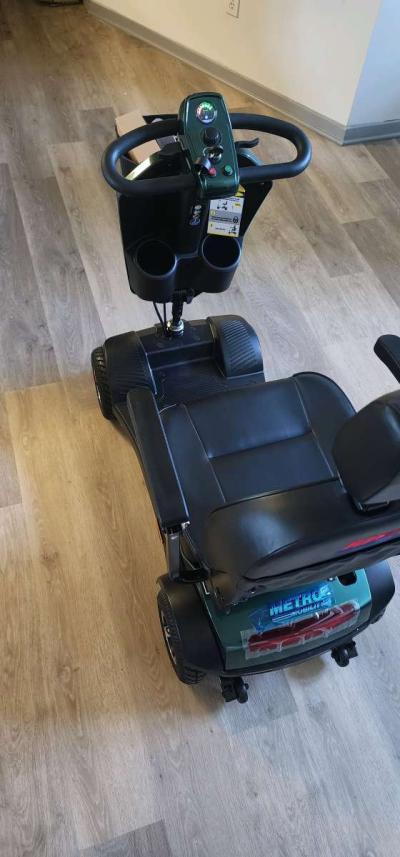 Electric scooter mobility - Thumbnail 5