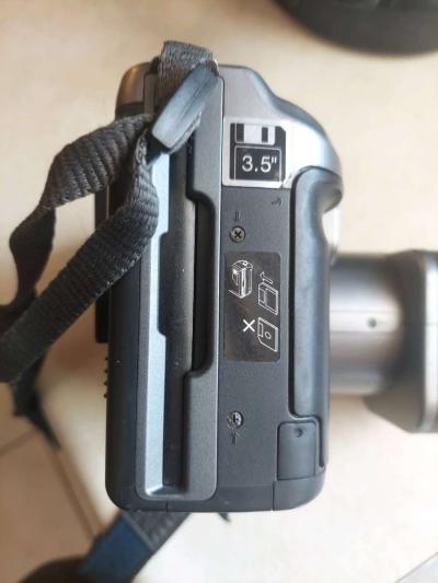 Sony Mavica Digital Camera - Thumbnail 2