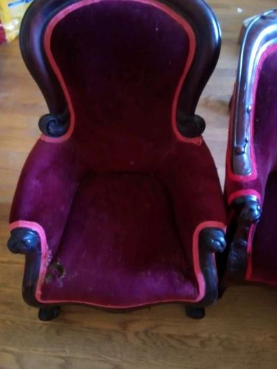 childrens Victorian style couch and chairs velvet  mahogany - Thumbnail 2