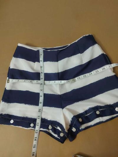 BCBGeneration Nautical BlueWhite Striped Shorts Size 0 - Thumbnail 3