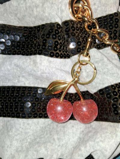 NEW LARGE PINK SHIMMERING CHERRY BAGCHARM KEYCHAIN - Thumbnail 4