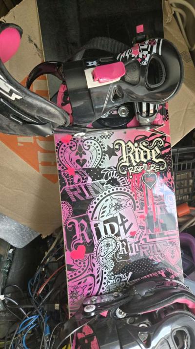 ride rapture womens snowboard