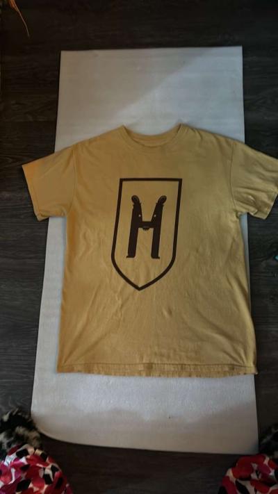 Harry Potter and the Cursed Child Hufflepuff TShirt Size M - Thumbnail 2