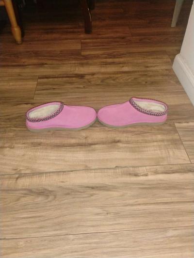 women UGG - Thumbnail 2