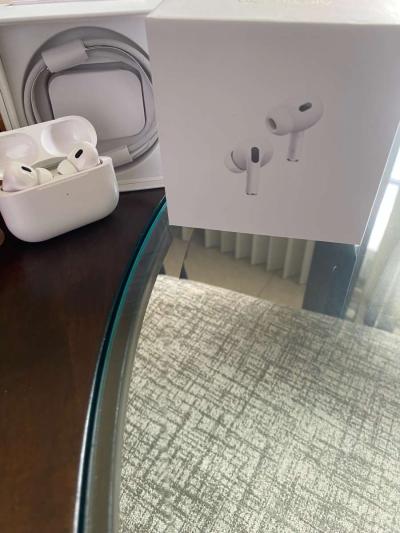 air pod pro 2 - Detroit, Michigan