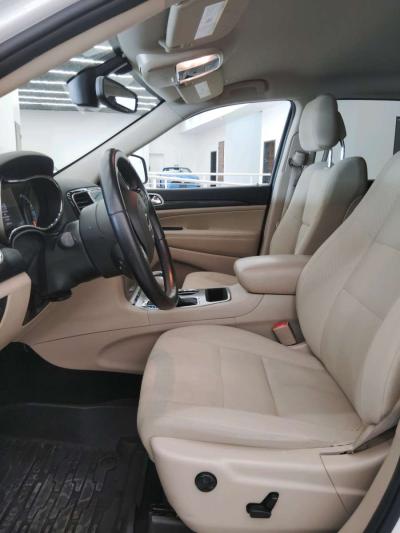 2022 Jeep Grand Cherokee 4x4 - Thumbnail 6