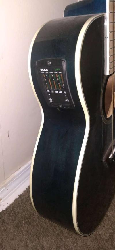 guitar - Thumbnail 3