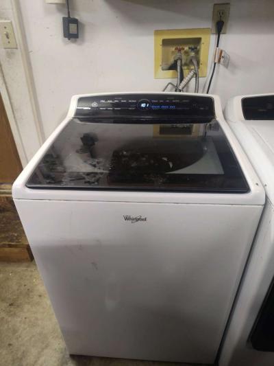 whirlpool washer and dryer - Thumbnail 2