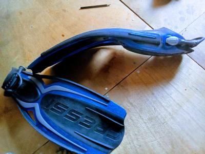 Scuba Gear - Thumbnail 2